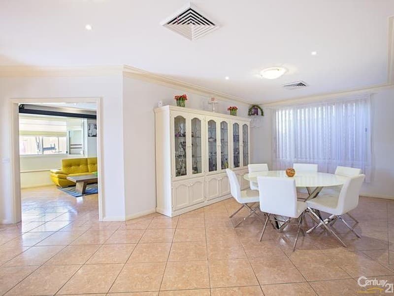 10 Dirk Close, Green Valley, NSW, 2168, Green Valley - Thumbnail 3