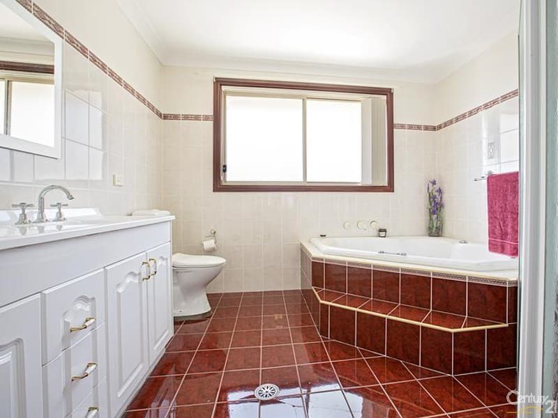 10 Dirk Close, Green Valley, NSW, 2168, Green Valley - Thumbnail 7