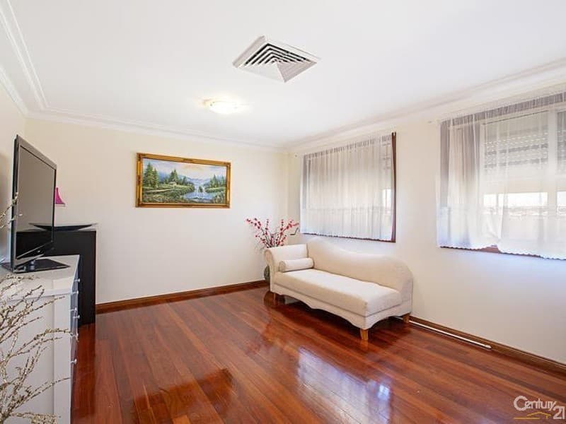 10 Dirk Close, Green Valley, NSW, 2168, Green Valley - Thumbnail 8