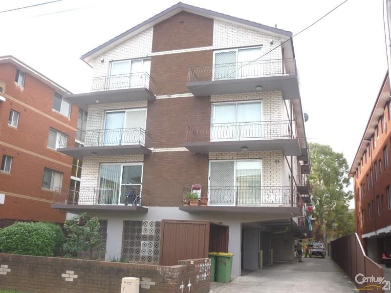 2/10 Bali Avenue, Palm Beach, QLD, 4221, Palm Beach - Image 1