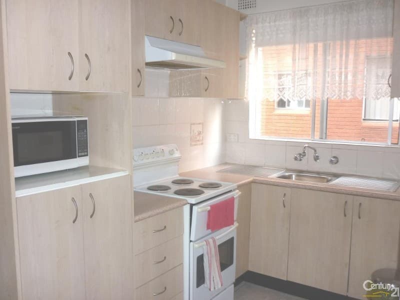 2/10 Bali Avenue, Palm Beach, QLD, 4221, Palm Beach - Thumbnail 2