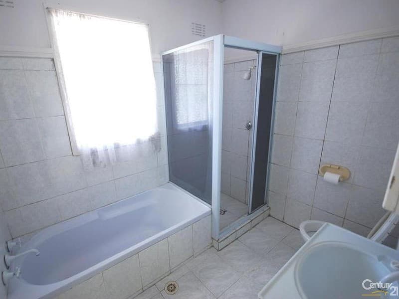1/95-97 Ware Street, Fairfield, NSW, 2165, Smithfield - Thumbnail 3