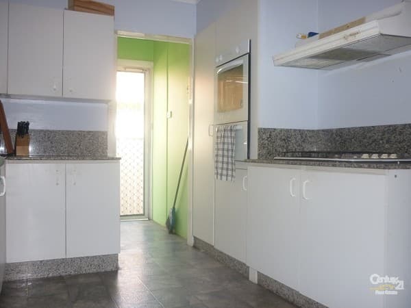 1/95-97 Ware Street, Fairfield, NSW, 2165, Moorebank - Thumbnail 2