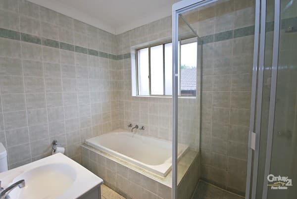 2/10 Caroline Street, Westmead, NSW, 2145, Westmead - Thumbnail 3