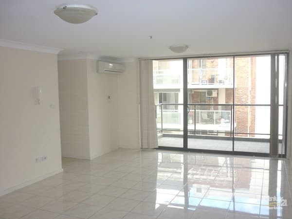 902/1 Spencer Street, Fairfield, NSW, 2165, Fairfield - Thumbnail 3