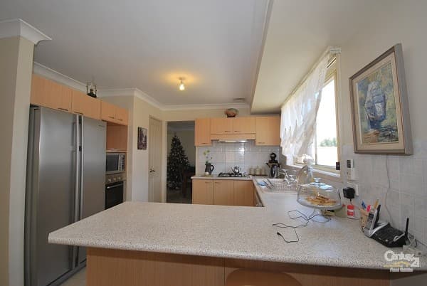 2/6 Mawson Court, Cranbourne North VIC, Cranbourne North - Thumbnail 2
