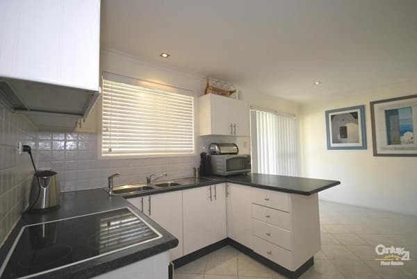 1/95-97 Ware Street, Fairfield, NSW, 2165, Bossley Park - Thumbnail 2