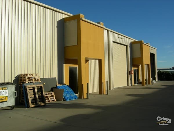 2/21 Southern Cross Circuit, Urangan, QLD, 4655, St Leonards - Thumbnail 2
