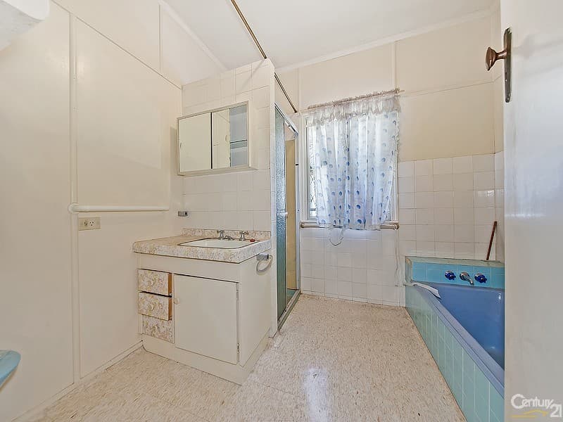 3 Grainger Street, Wynnum, QLD, 4178, Wynnum West - Thumbnail 8