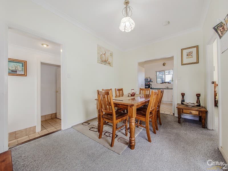 28 Allen Street, Wynnum, QLD, 4178, Wynnum - Thumbnail 5