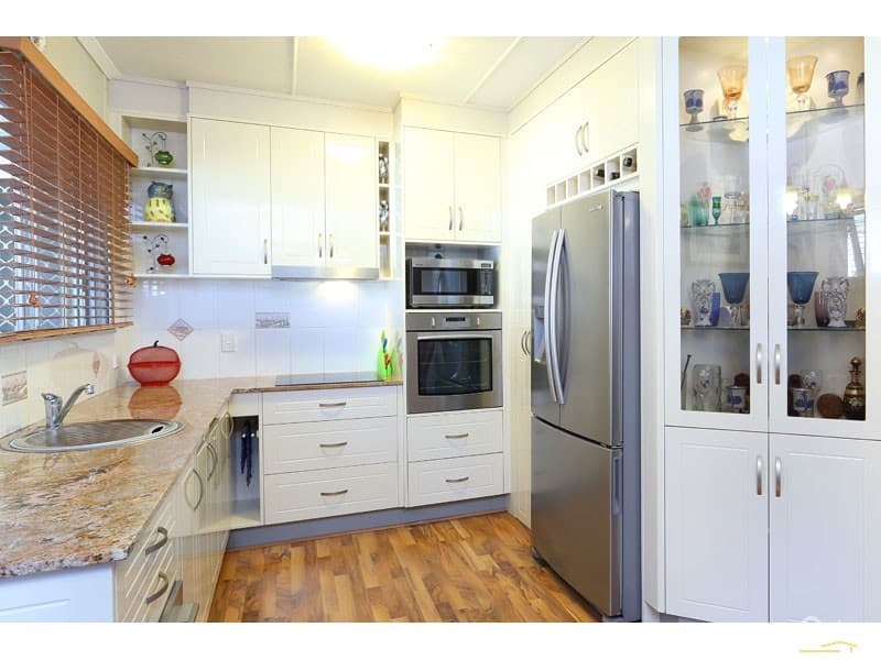 5 Brockworth Street, Wynnum West, QLD, 4178, Wynnum West - Thumbnail 3