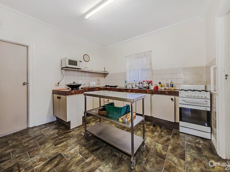 411 Tingal Road, Wynnum, QLD, 4178, Wynnum - Thumbnail 3