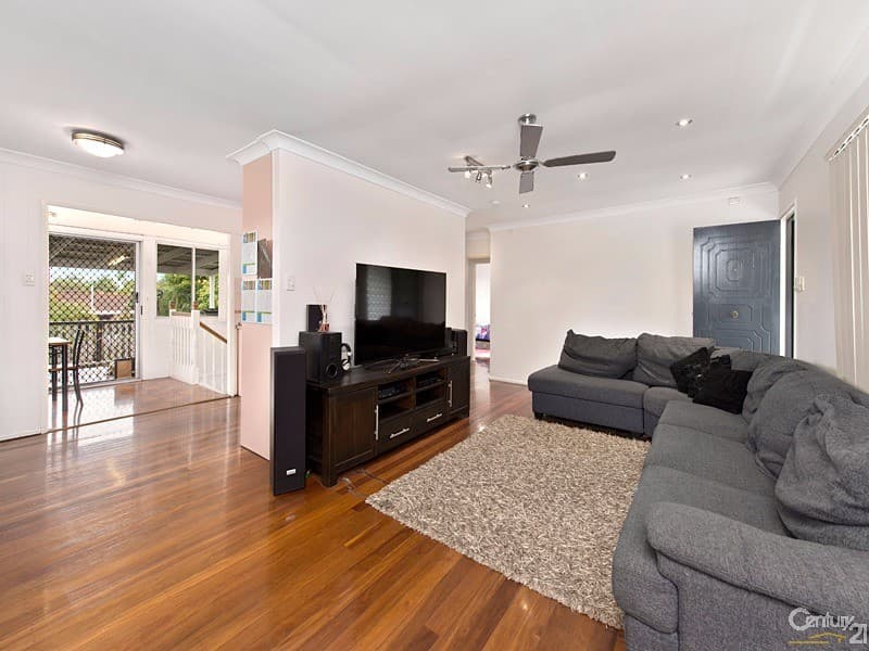 4 Orsan Street, Wynnum West, QLD, 4178, Wynnum West - Thumbnail 2