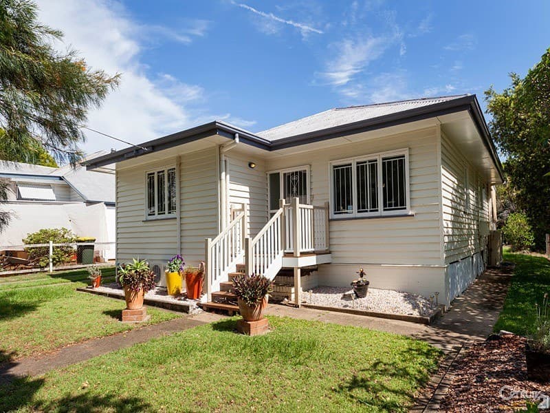 70 Blackwood Road, Manly West, QLD, 4179, Manly West - Thumbnail 3