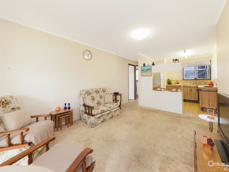 74 Ronald Street, Wynnum, QLD, 4178, Wynnum - Thumbnail 2
