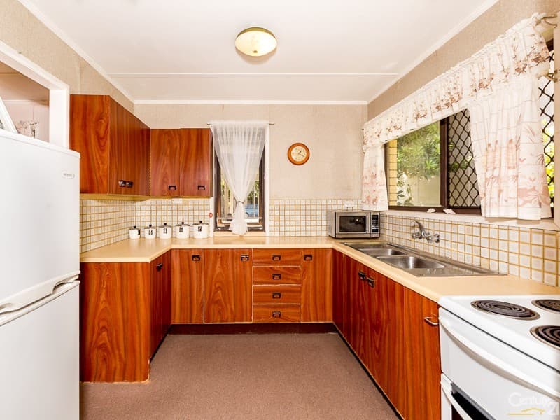 36 Blackwood Road, Manly West, QLD, 4179, Manly West - Thumbnail 2