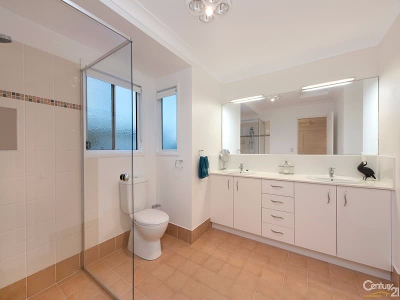 28 Stewart Parade, Manly, QLD, 4179, Manly - Thumbnail 6