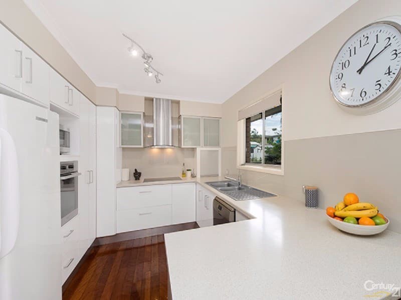 28 Orsan Street, Wynnum West, QLD, 4178, Wynnum West - Thumbnail 4