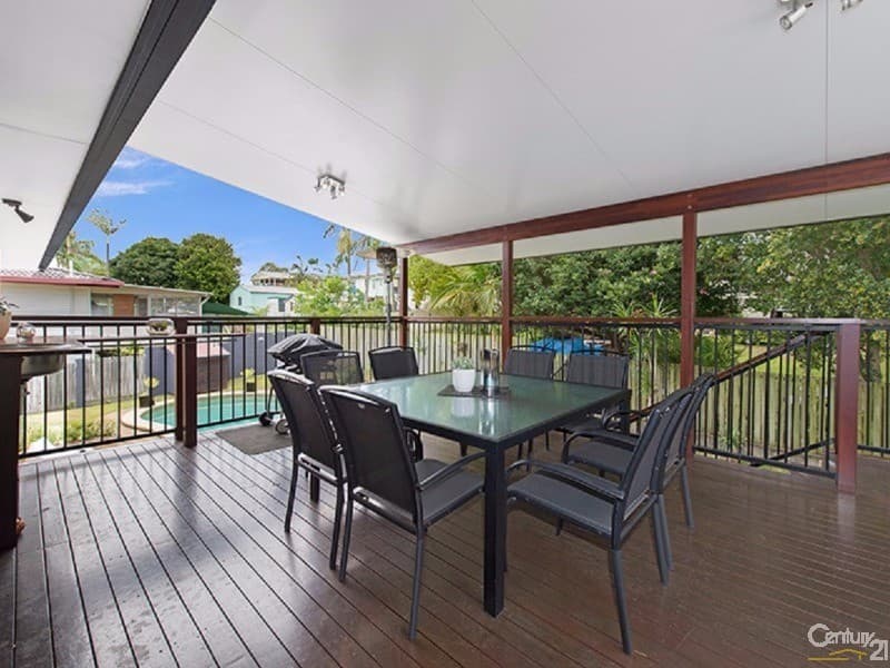 28 Orsan Street, Wynnum West, QLD, 4178, Wynnum West - Thumbnail 2