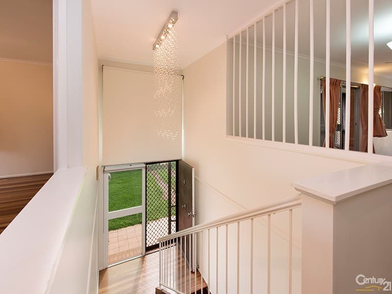 22 Glenlyn Street, Wynnum West, QLD, 4178, Wynnum West - Thumbnail 7