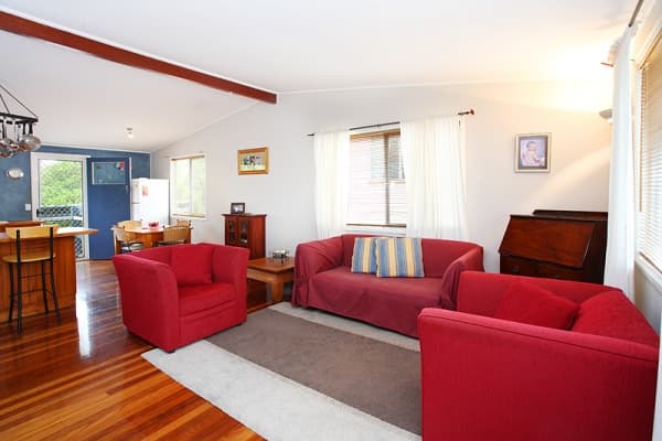 31 Malabar Street, Wynnum West, QLD, 4178, Wynnum West - Thumbnail 2