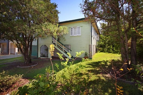 13 Roseberry Parade, Wynnum, QLD, 4178, Wynnum West - Thumbnail 3