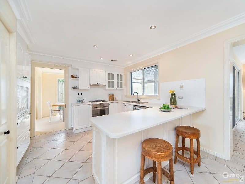 7 Bernard Place, Cherrybrook, NSW, 2126, Cherrybrook - Thumbnail 4