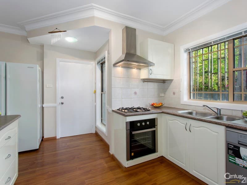 12/11 Grosvenor Road, Indooroopilly, QLD, 4068, Indooroopilly - Thumbnail 2