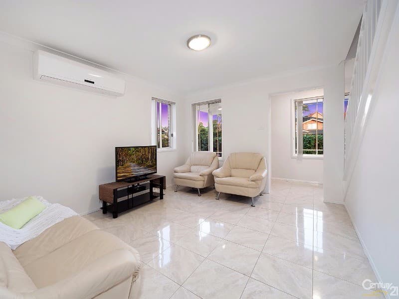 2/37 County Drive, Cherrybrook, NSW, 2126, Cherrybrook - Thumbnail 2