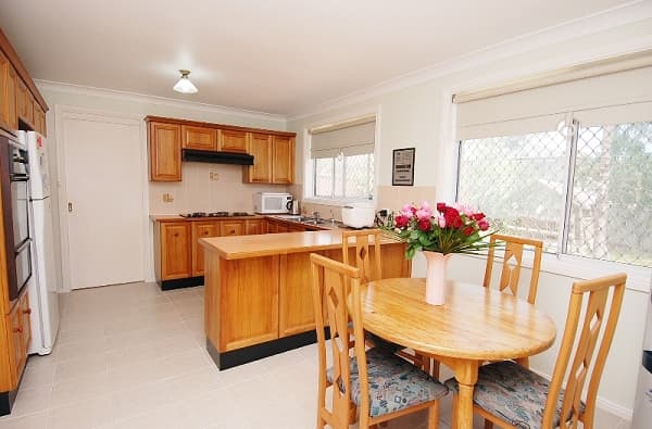2 Penarie Place, PAKENHAM VIC 3810, Pakenham - Thumbnail 3