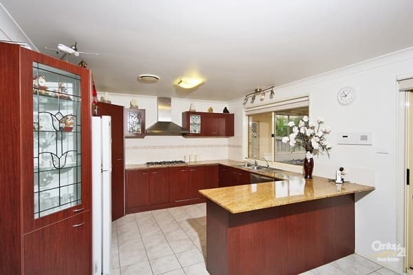 10 Bordeaux Crescent, Castle Hill, NSW, 2154, Castle Hill - Thumbnail 2