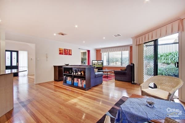 53 Forester Crescent, Cherrybrook, NSW, 2126, Cherrybrook - Thumbnail 4