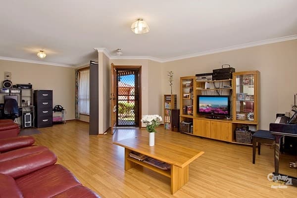 22 Doulton Drive, Cherrybrook, NSW, 2126, Cherrybrook - Thumbnail 2