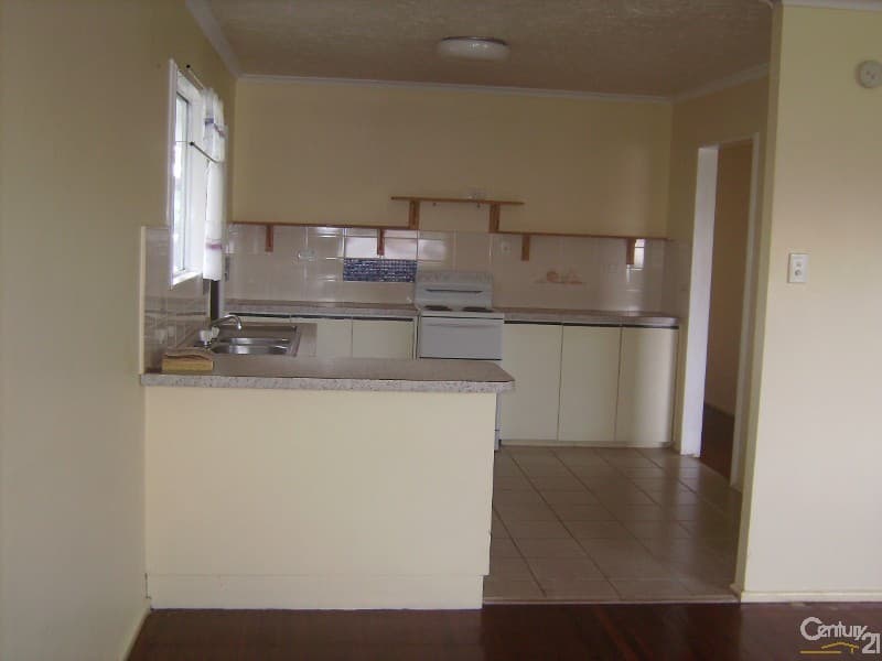 16 Davies Street, Mount Louisa, QLD, 4814, Mount Louisa - Thumbnail 4