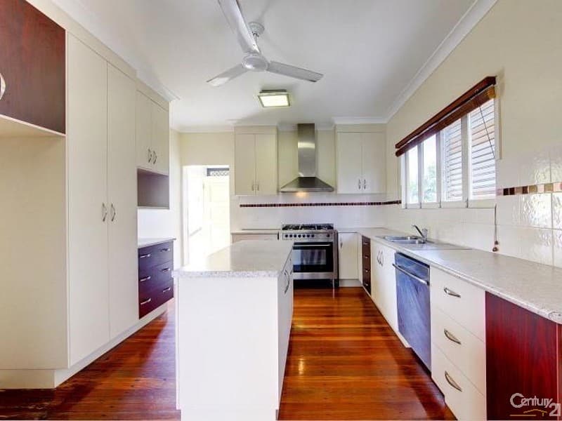 62 Lindsay St, Rosslea, QLD, 4812, Rosslea - Thumbnail 3