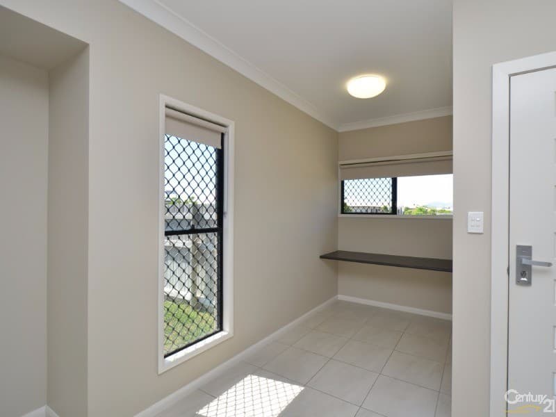 11 Brooke Lane, Burdell, QLD, 4818, Burdell - Thumbnail 5