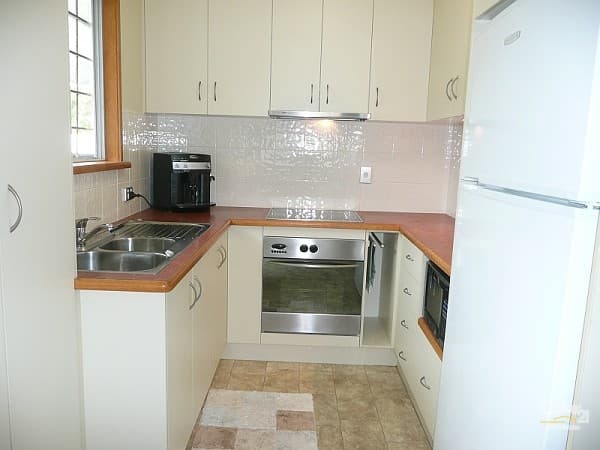 4 Banora Court, Mount Louisa, QLD, 4814, Mount Louisa - Thumbnail 5