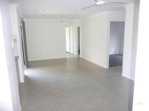 22 Strathburn Street, Mount Louisa, QLD, 4814, Mount Louisa - Thumbnail 3