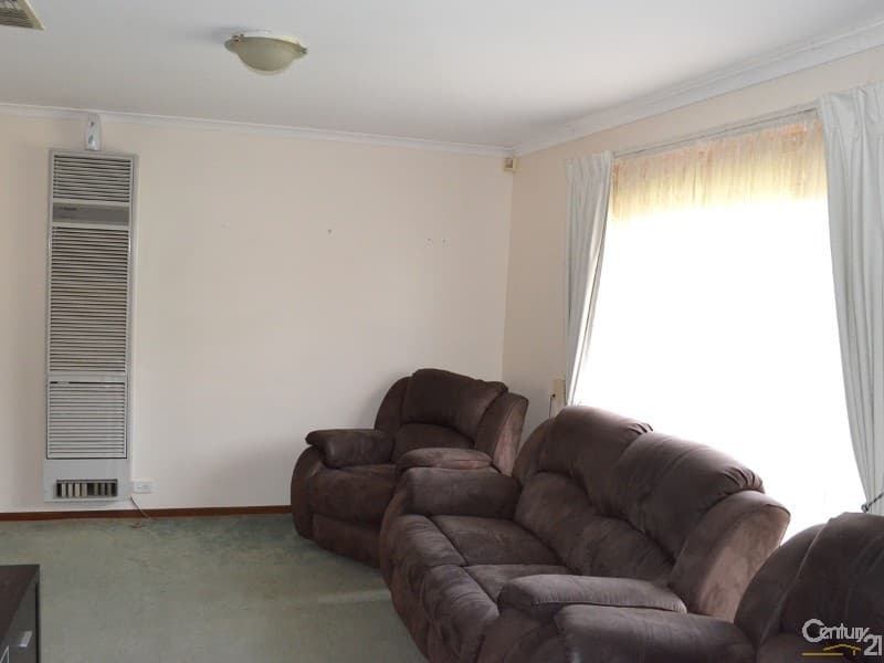 31 Balmoral Circuit, Blakeview, SA, 5114, Blakeview - Thumbnail 2