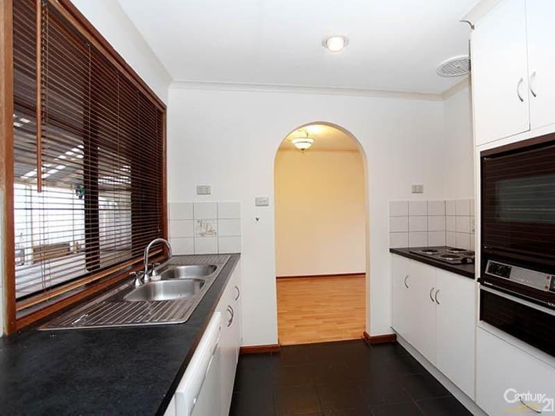 36 Tracey Avenue, Paralowie, SA, 5108, Paralowie - Thumbnail 4