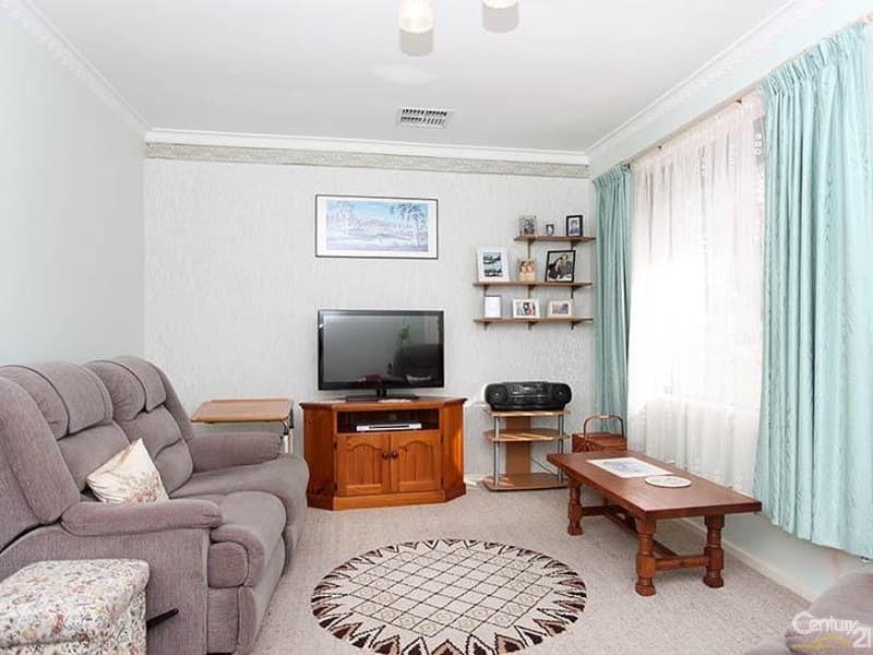 76 Hamblyn Road, Elizabeth Downs, SA, 5113, Elizabeth Downs - Thumbnail 2