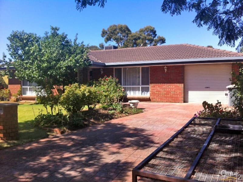 10 Rome Court, Craigmore, SA, 5114, Craigmore - Image 1