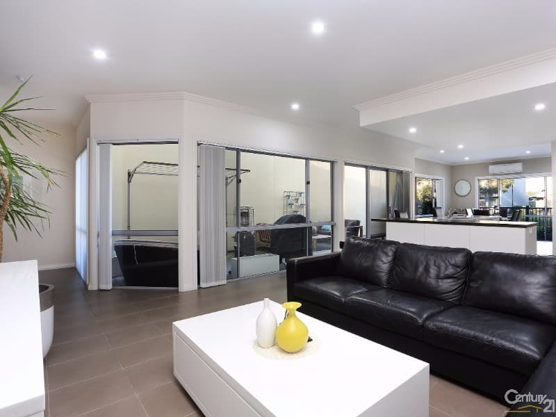 15 Misfeld Street, Moura, QLD, 4718, Moura - Thumbnail 2