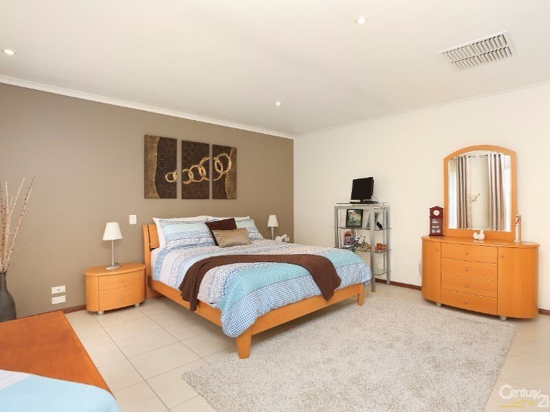 5 Salmon Court, Parafield Gardens, SA, 5107, Parafield Gardens - Thumbnail 2