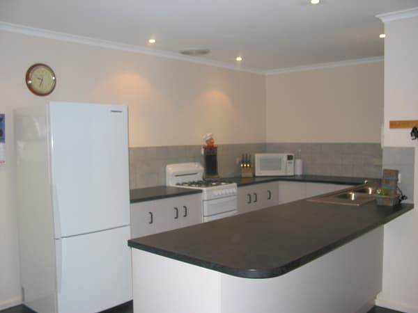 20 Newbury Crescent, Paralowie, SA, 5108, Paralowie - Thumbnail 2