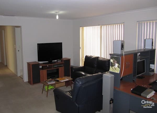 72 Hunter Crescent, Salisbury North, SA, 5108, Salisbury North - Thumbnail 2