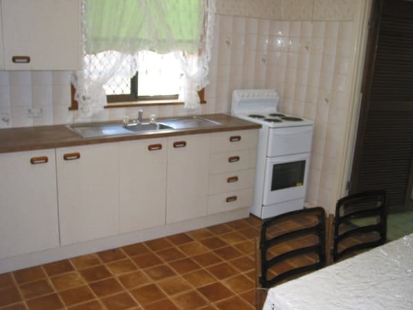 218 Woodford Road, Elizabeth North, SA, 5113, Elizabeth North - Thumbnail 3