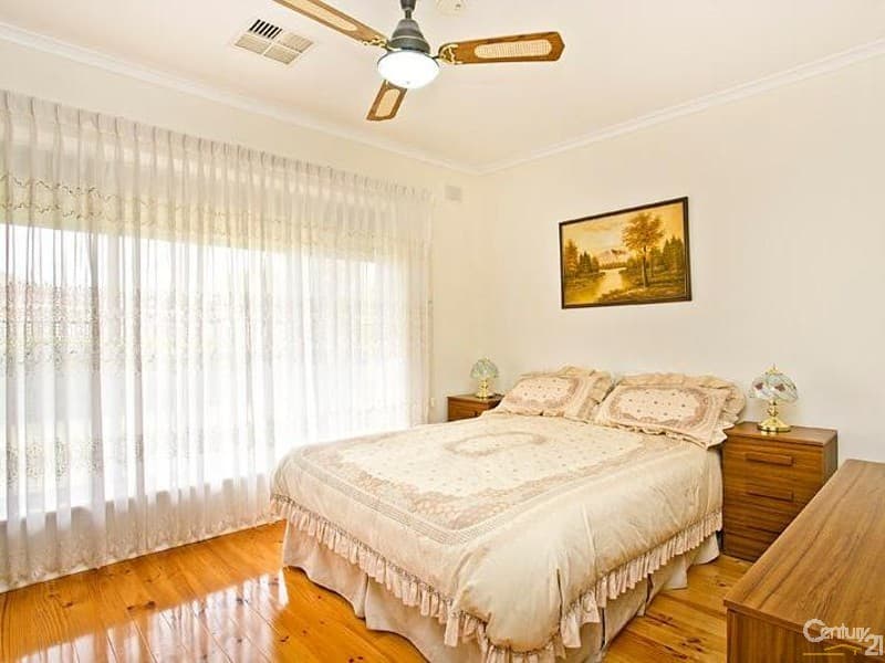 11 St Ives Drive, Parafield Gardens, SA, 5107, Parafield Gardens - Thumbnail 7
