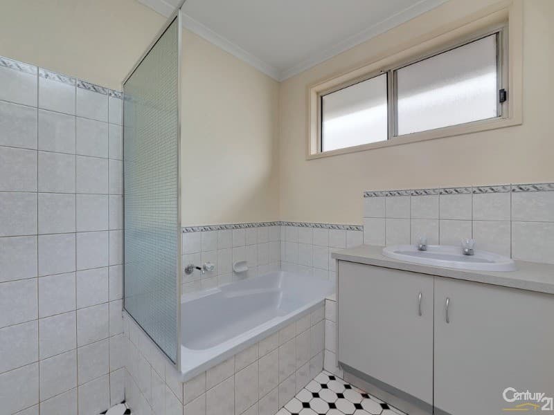 2 Hilditch Drive, Green Fields, SA, 5107, Green Fields - Thumbnail 5