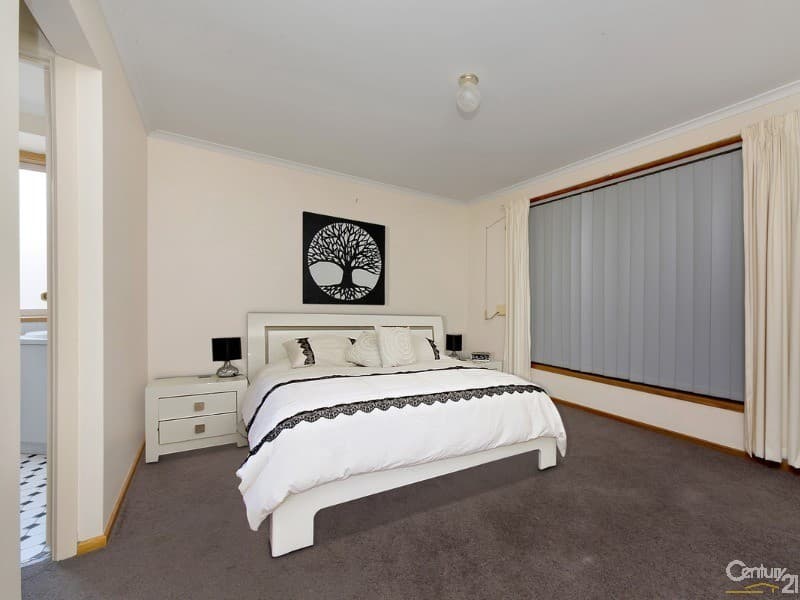 2 Hilditch Drive, Green Fields, SA, 5107, Green Fields - Thumbnail 4